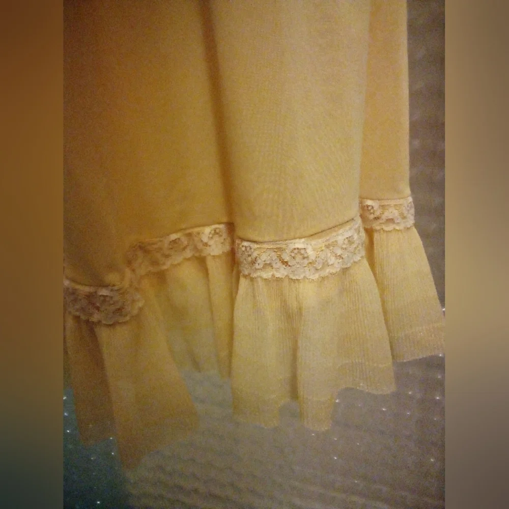 Beautiful Vintage Yellow Kayser Nightie Nightgown Size 34 Pinup Photography